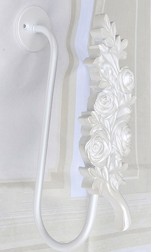 Leaf Curtain Holdback Leaf Curtain Holdback