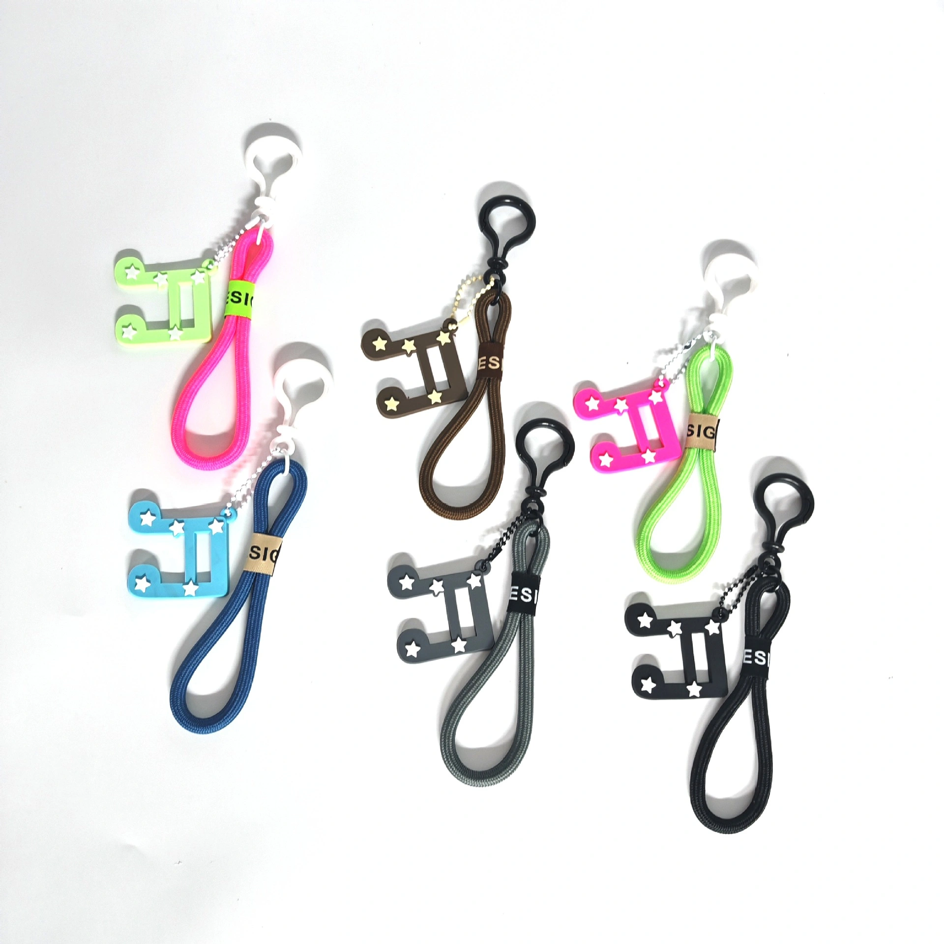 Music note charm variant on an elastic cord