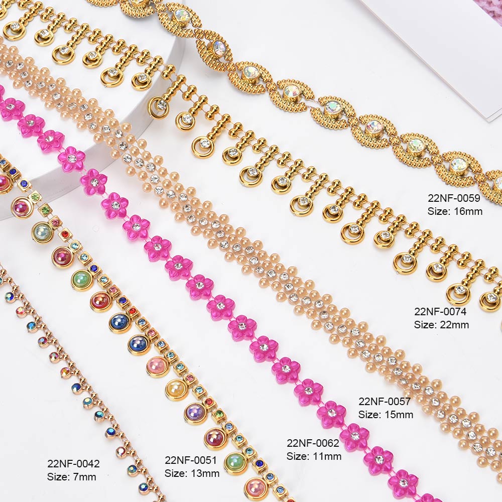 plastic rhinestone chain 1