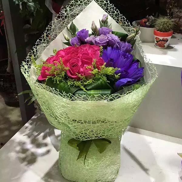 Flower wrapping paper