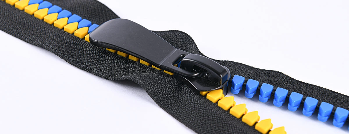 plastic zipper 3
