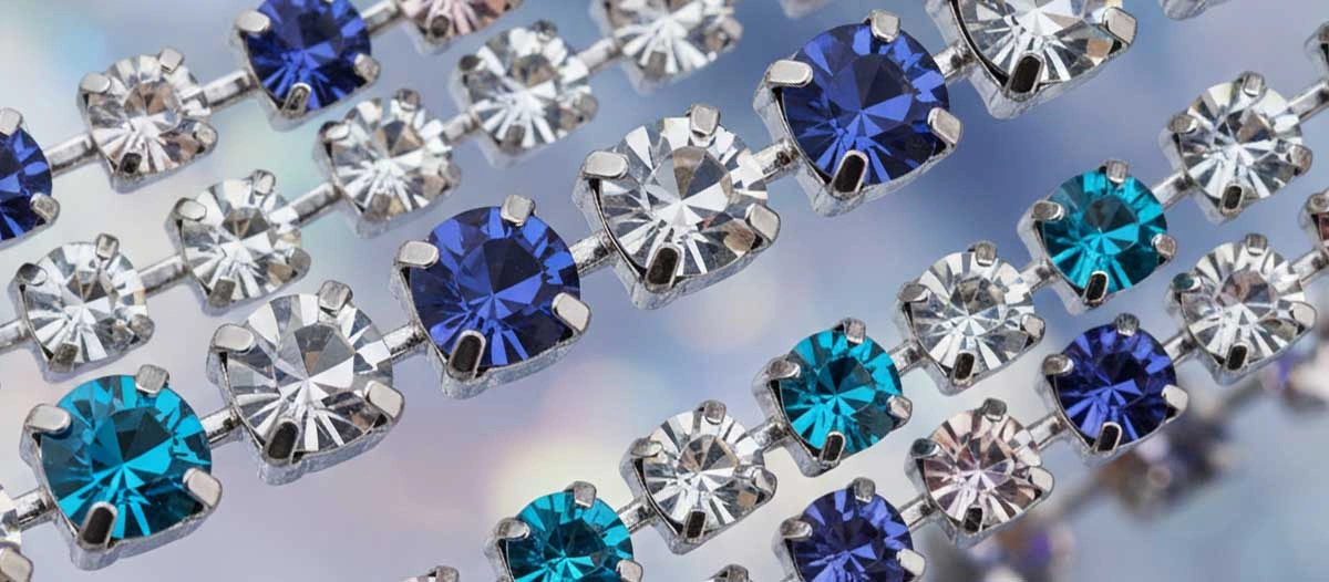 rhinestone chain 4