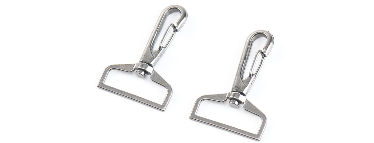 swivel hook with d ring 3