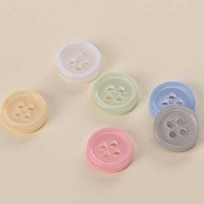 4 holes resin button