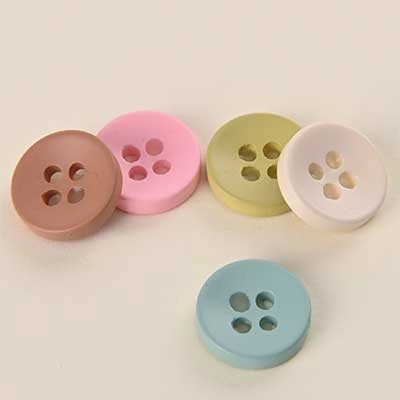 4 holes resin button