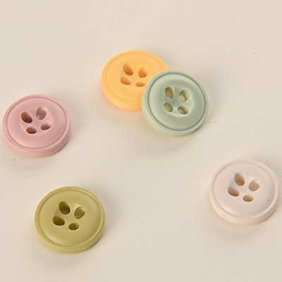 4 holes resin button