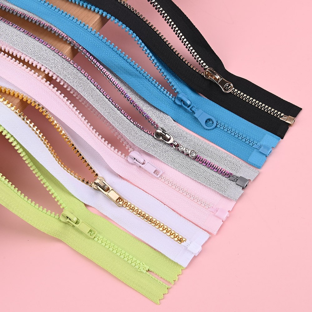 5 Abpf Factory Wholesale High Quality Plastic Zippers Resin Zipper Open End  Separating Zippers for Jackets - China Zipper and Plastic Zipper price