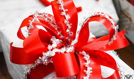 Creative Ribbon Alternatives for Unique Gift Wrapping Ideas