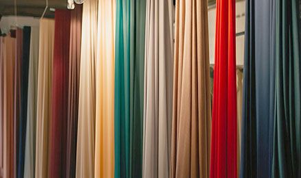 Draping Fabrics Online by the Yard: A Guide for Manufacturers