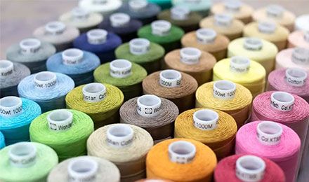 Best Longarm Quilting Thread: Threading the Needle of Excellence